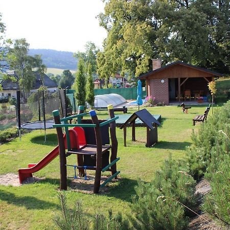 Penzion Jecminek Červená Voda エクステリア 写真