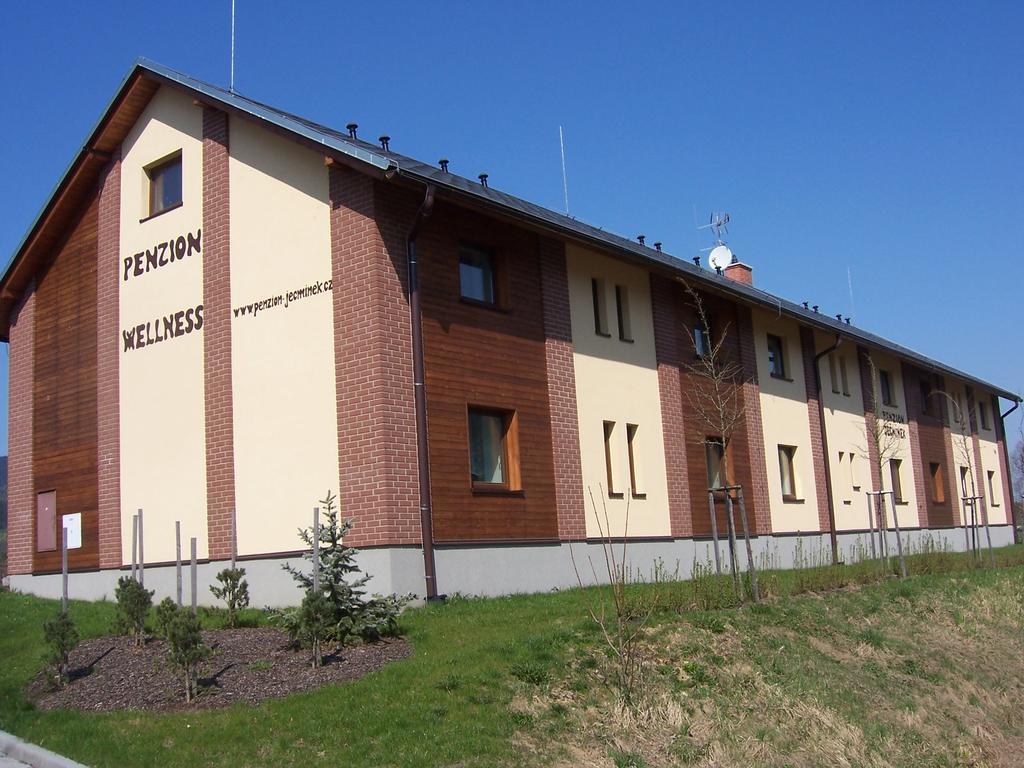 Penzion Jecminek Červená Voda エクステリア 写真