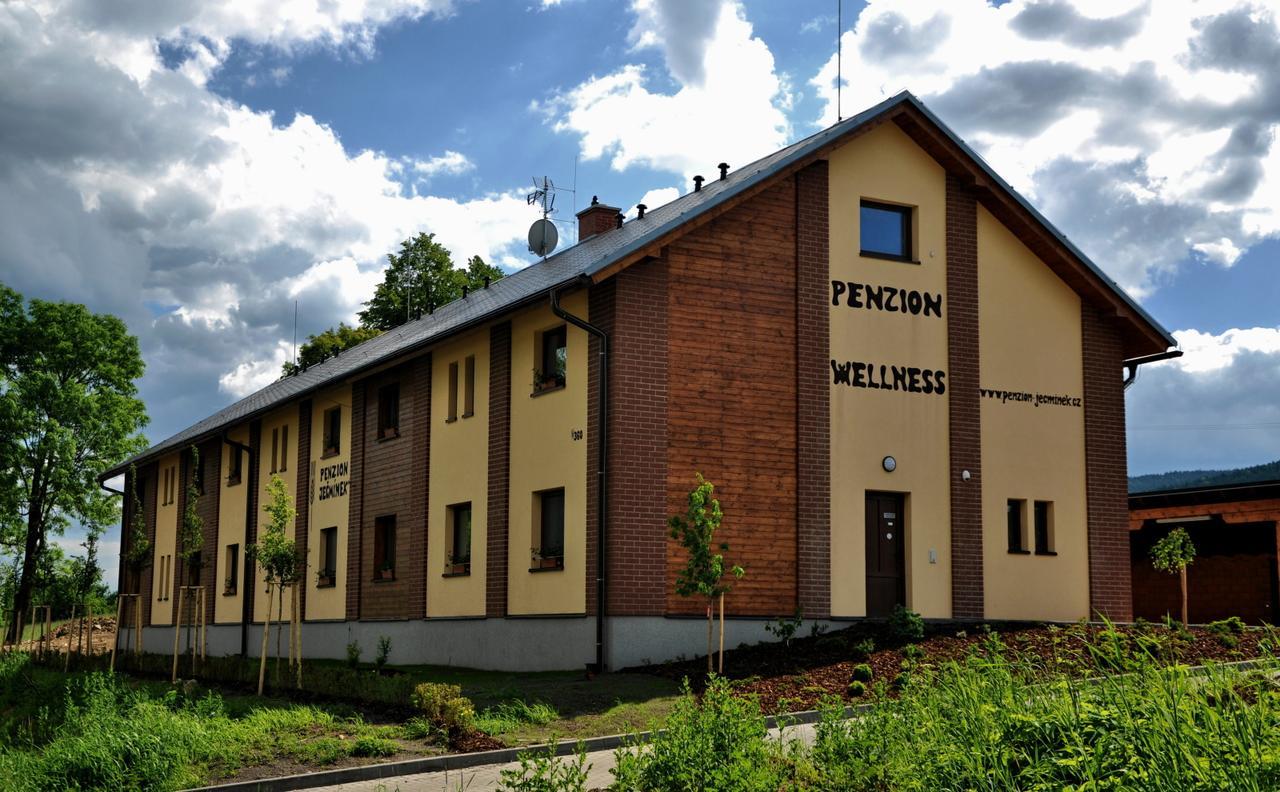 Penzion Jecminek Červená Voda エクステリア 写真